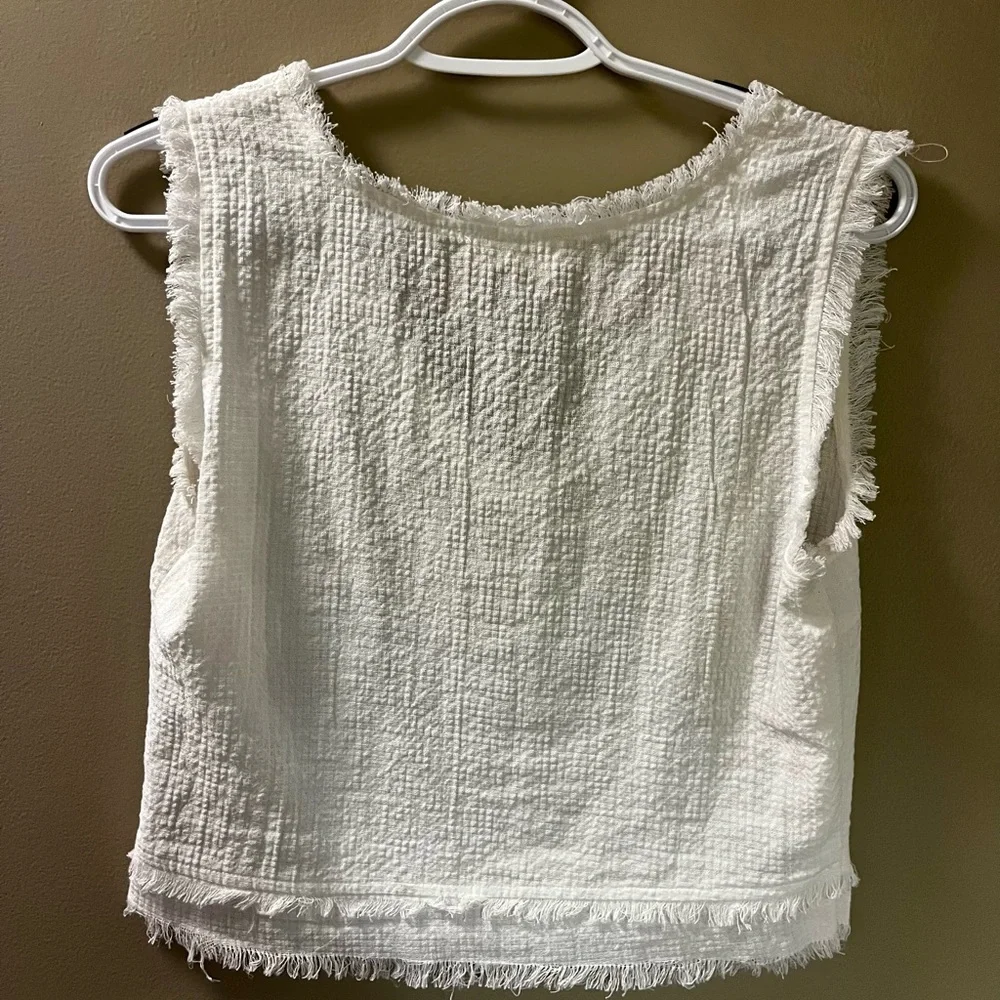 White Crop Top - Picture 2 of 3